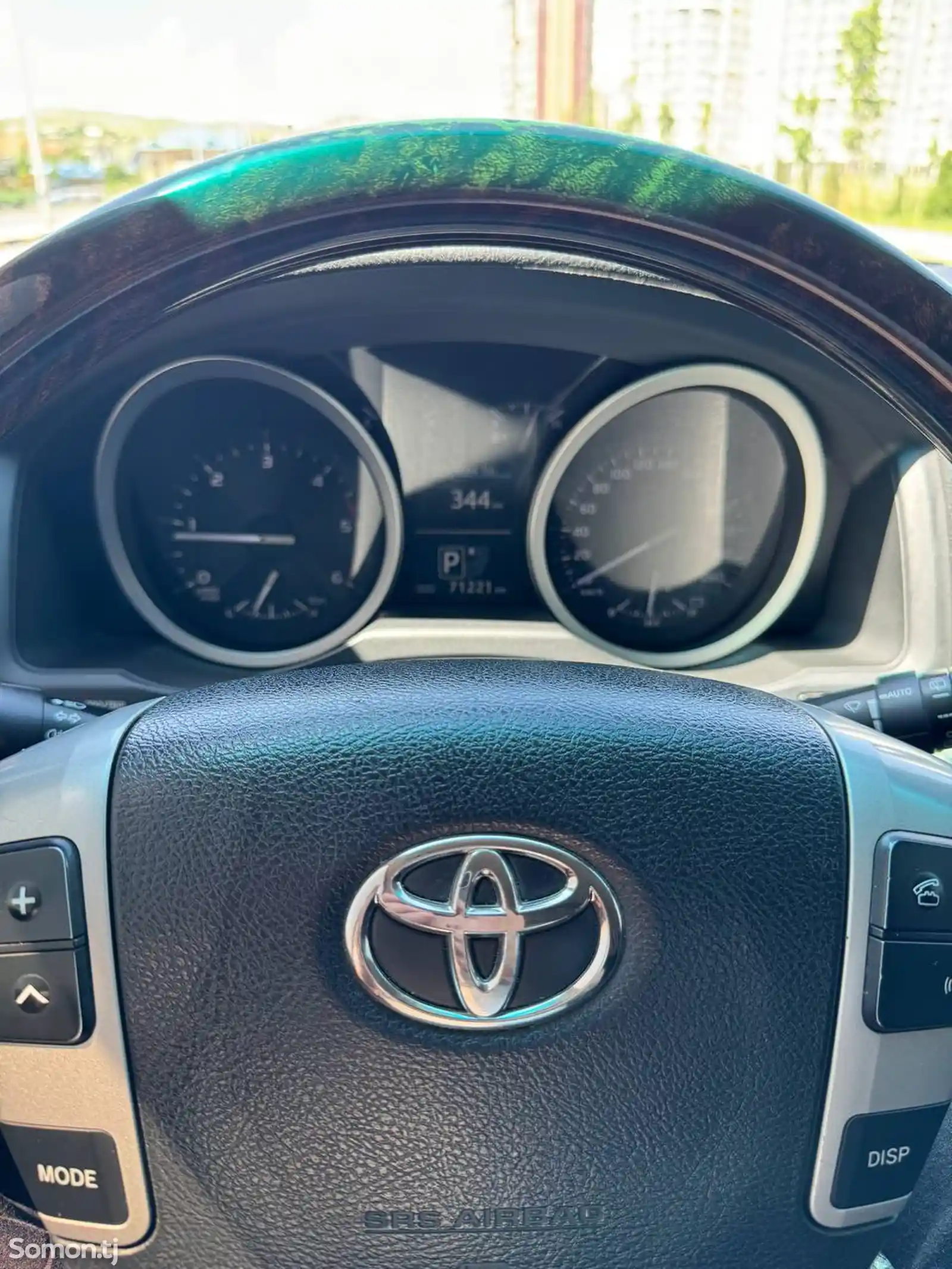 Toyota Land Cruiser, 2015-10