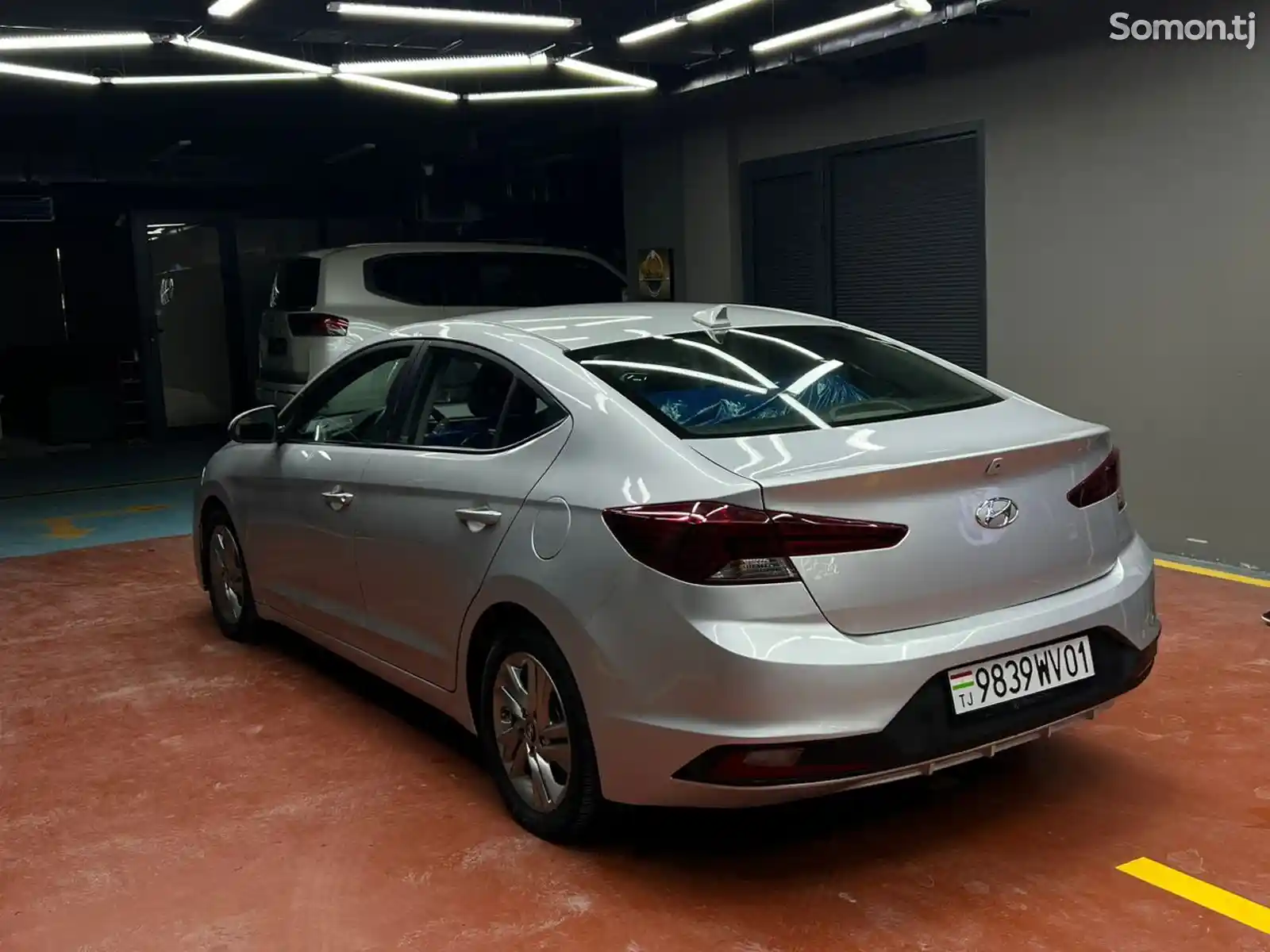 Hyundai Elantra, 2019-4