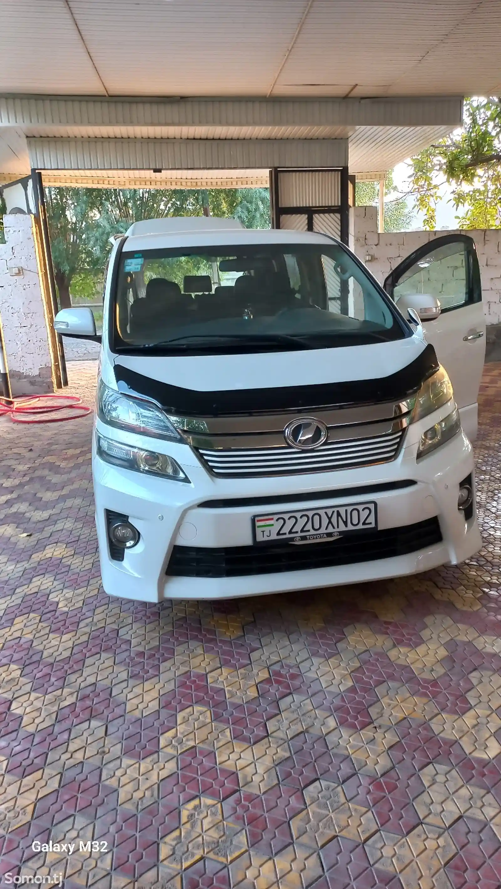 Toyota Vellfire, 2014-1