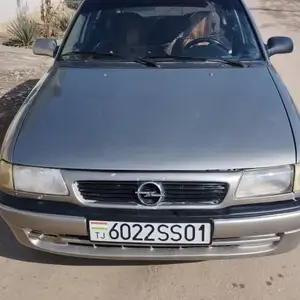 Opel Astra F, 1992