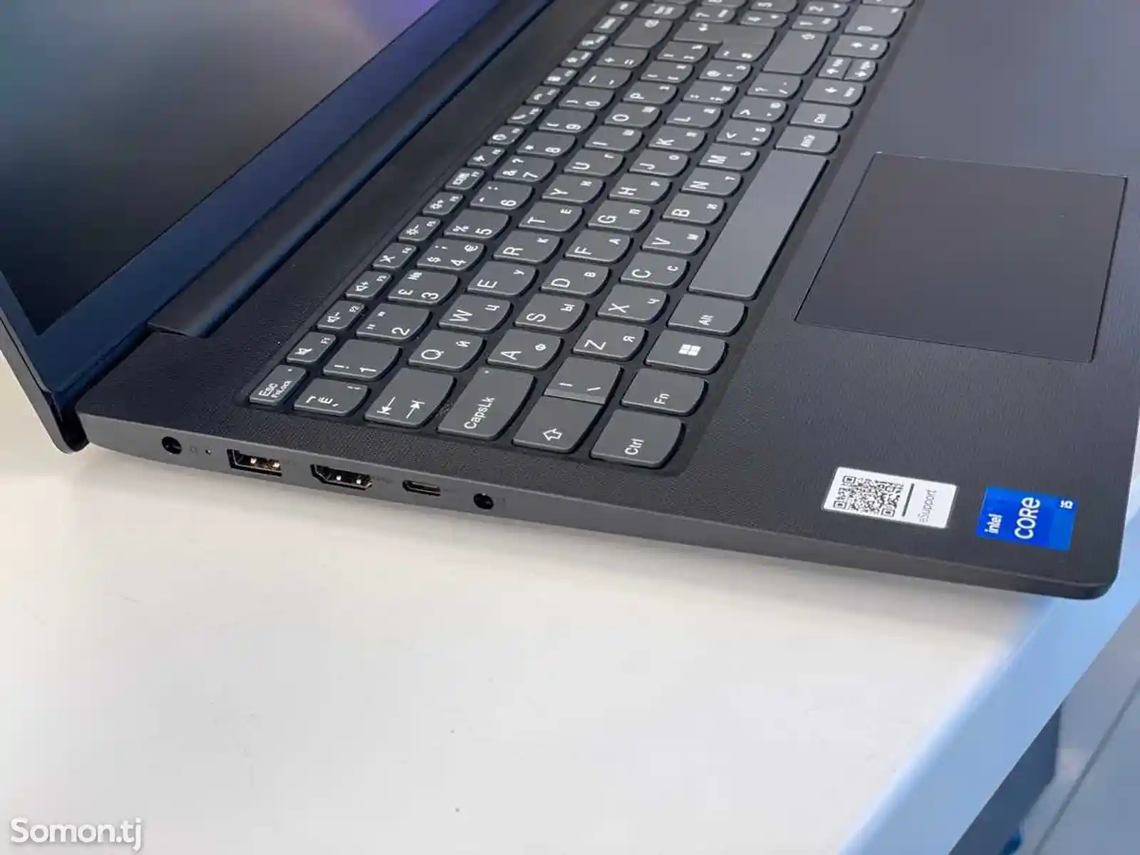 Ноутбук Lenovo Core i5-1135G7 4/SSD256GB с сумкой-4