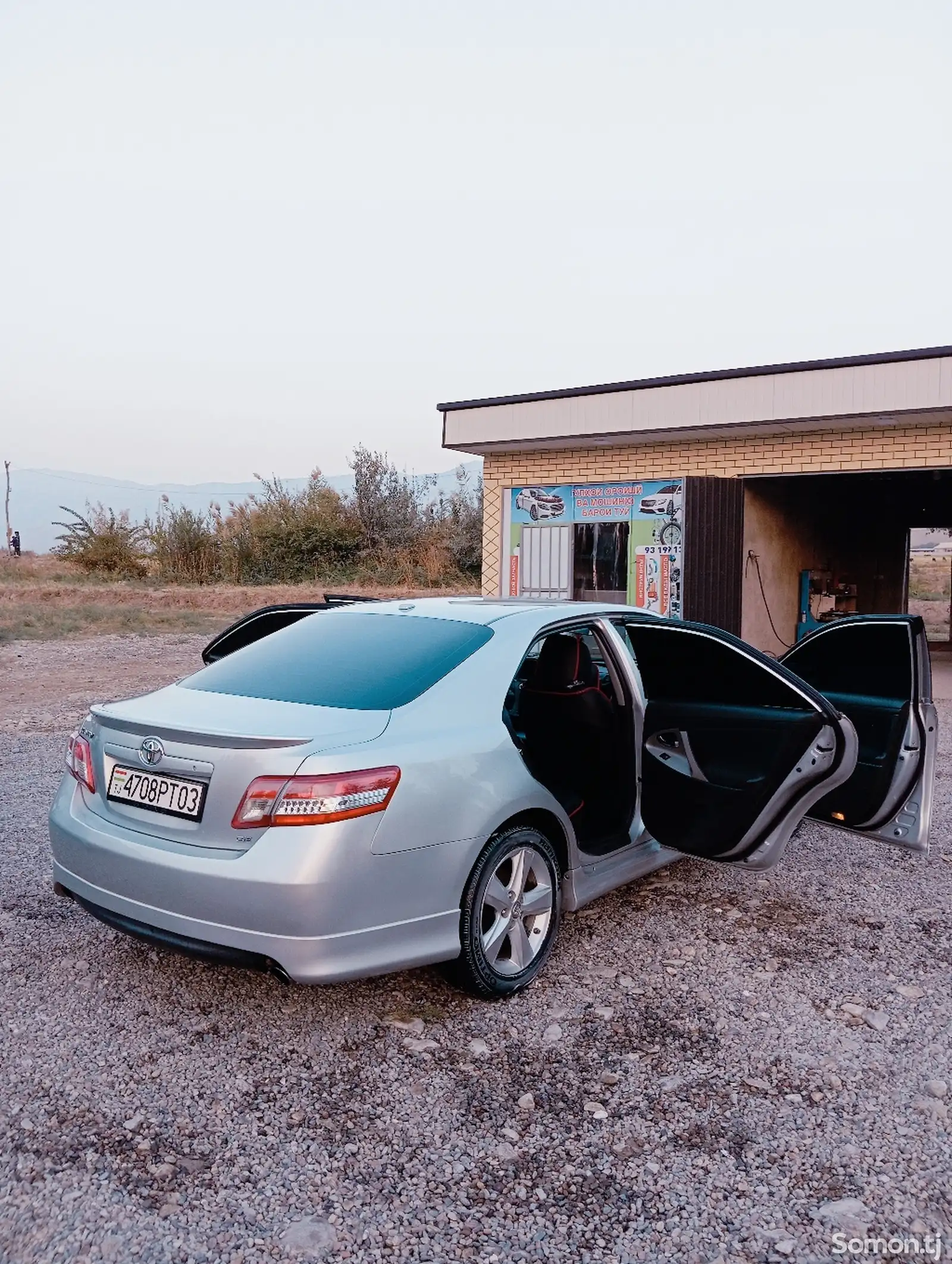 Toyota Camry, 2011-4