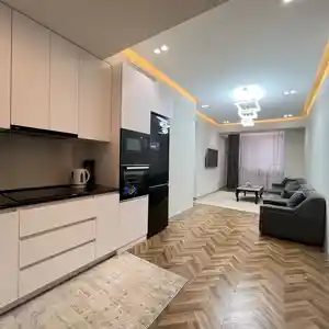 2-комн. квартира, 5 этаж, 65м², Кукольный театр, Бурдж Анушервон