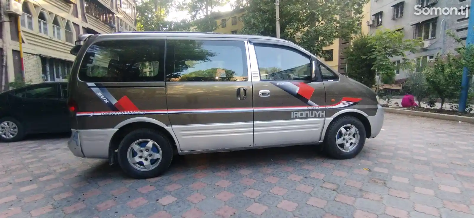 Hyundai Starex-4