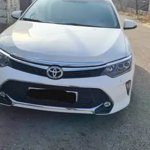 Toyota Camry, 2017