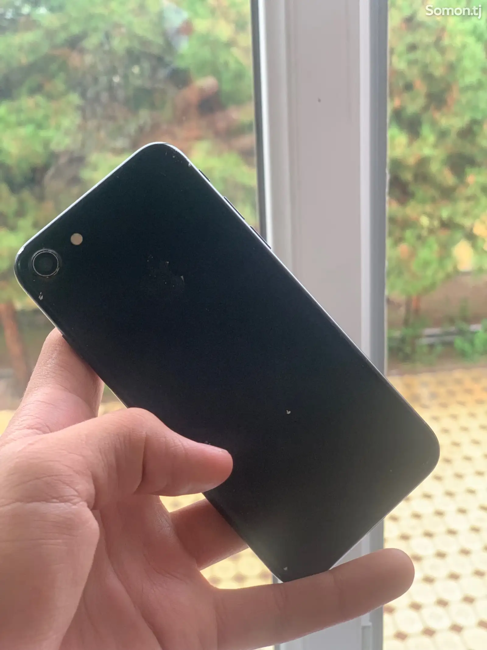 Apple iPhone 7, 32 gb-1