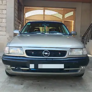 Opel Vectra A, 1997