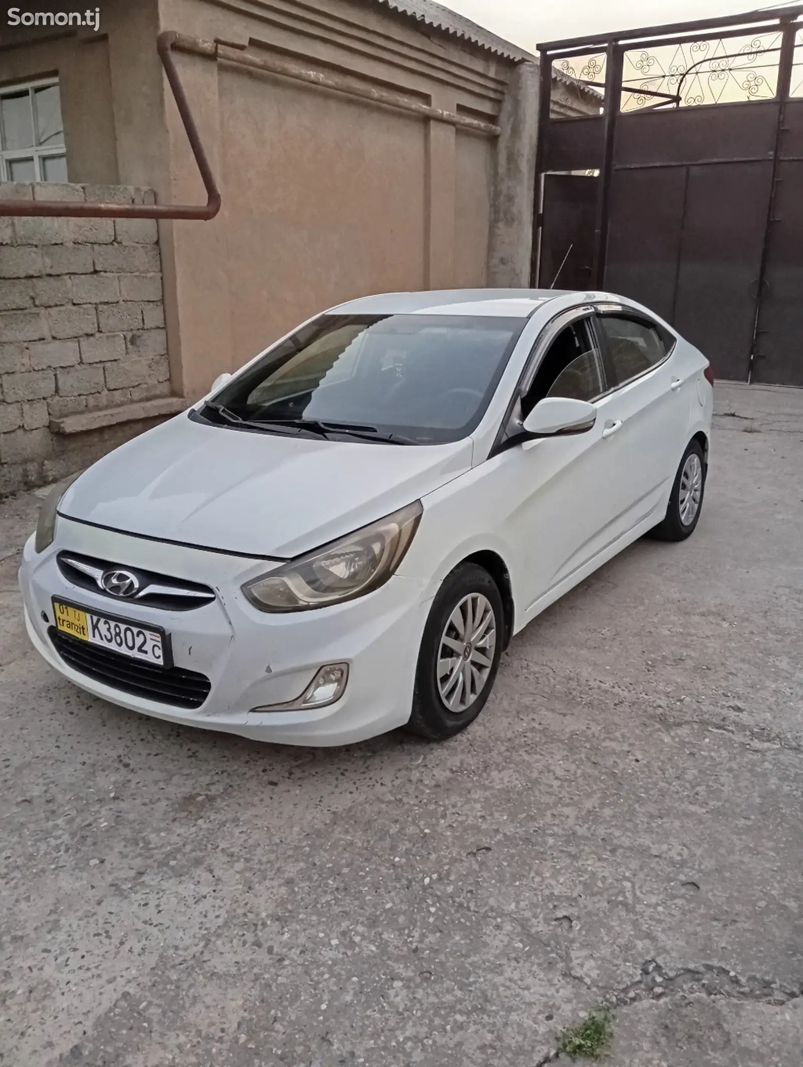 Hyundai Accent, 2012-11