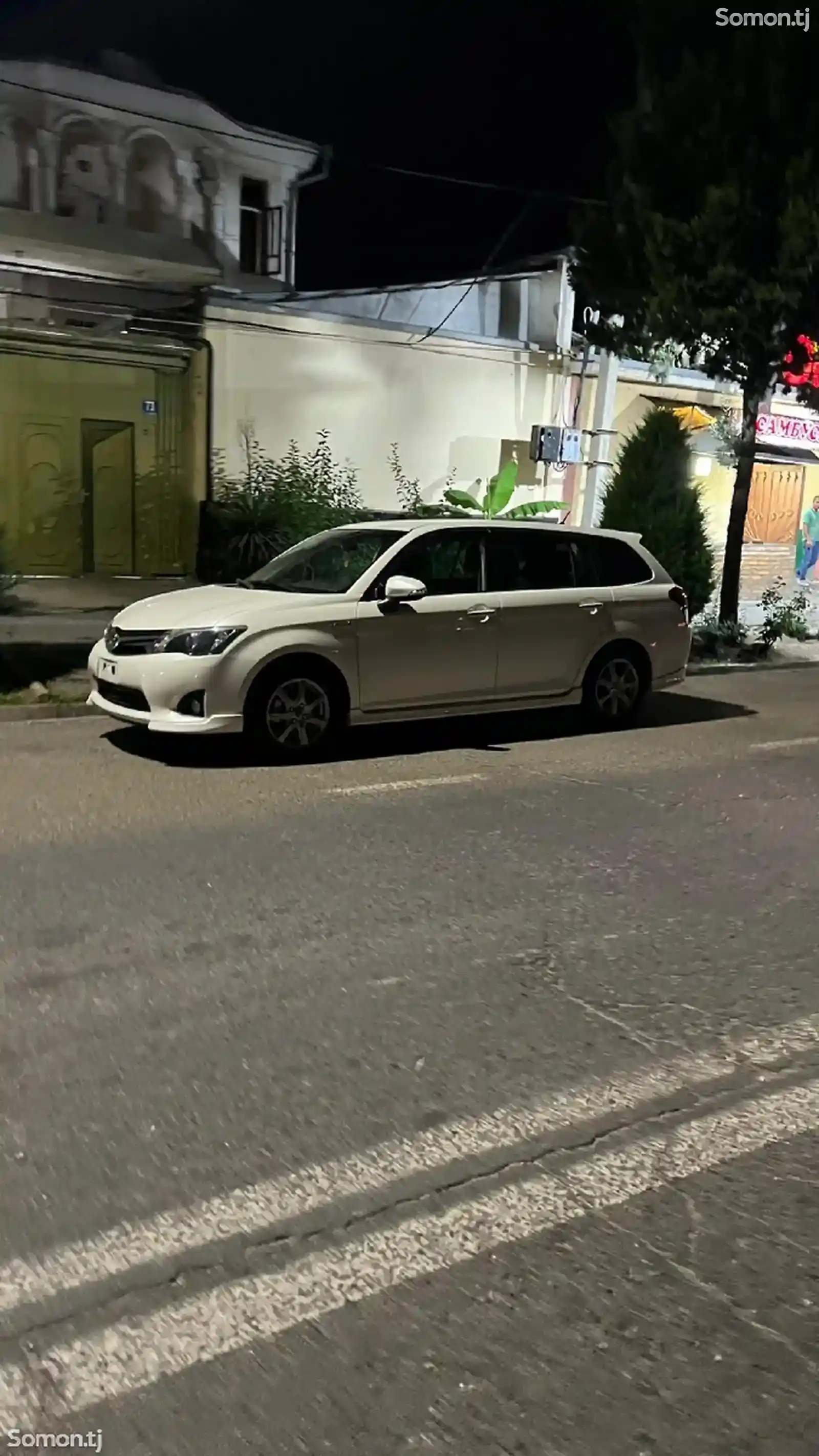 Toyota Fielder, 2014-8