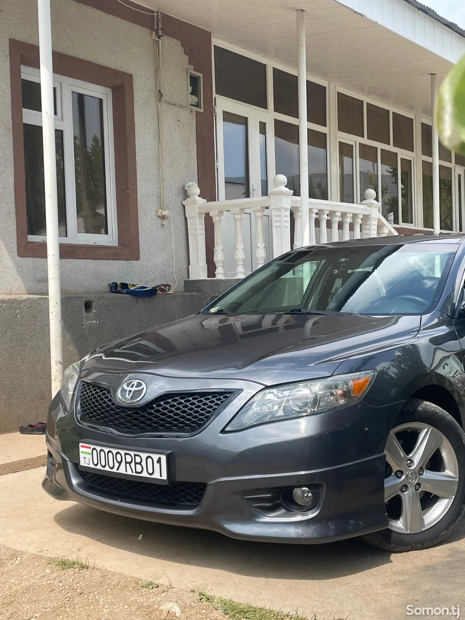 Toyota Camry, 2011