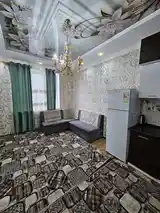 2-комн. квартира, 2 этаж, 60м², 18мкр-7