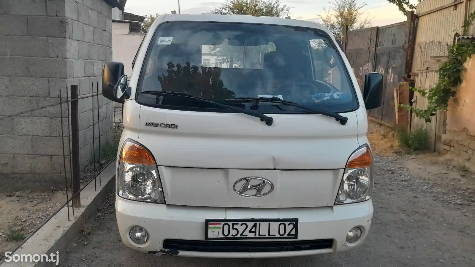 Бортовой автомобиль Hyundai Porter, 2012-1