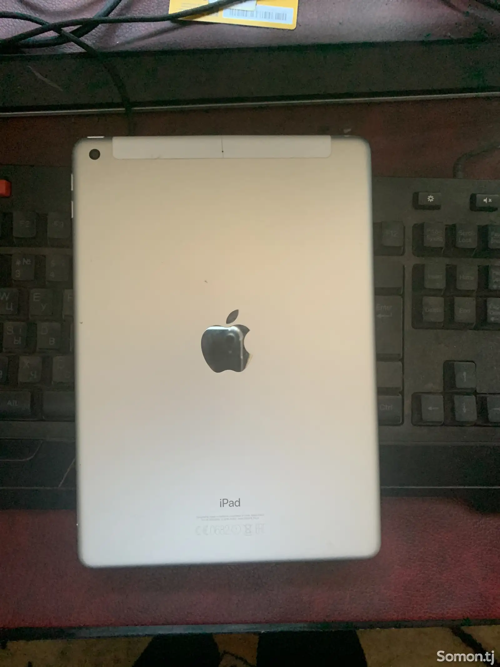 Планшет Apple iPad поколения 5-1