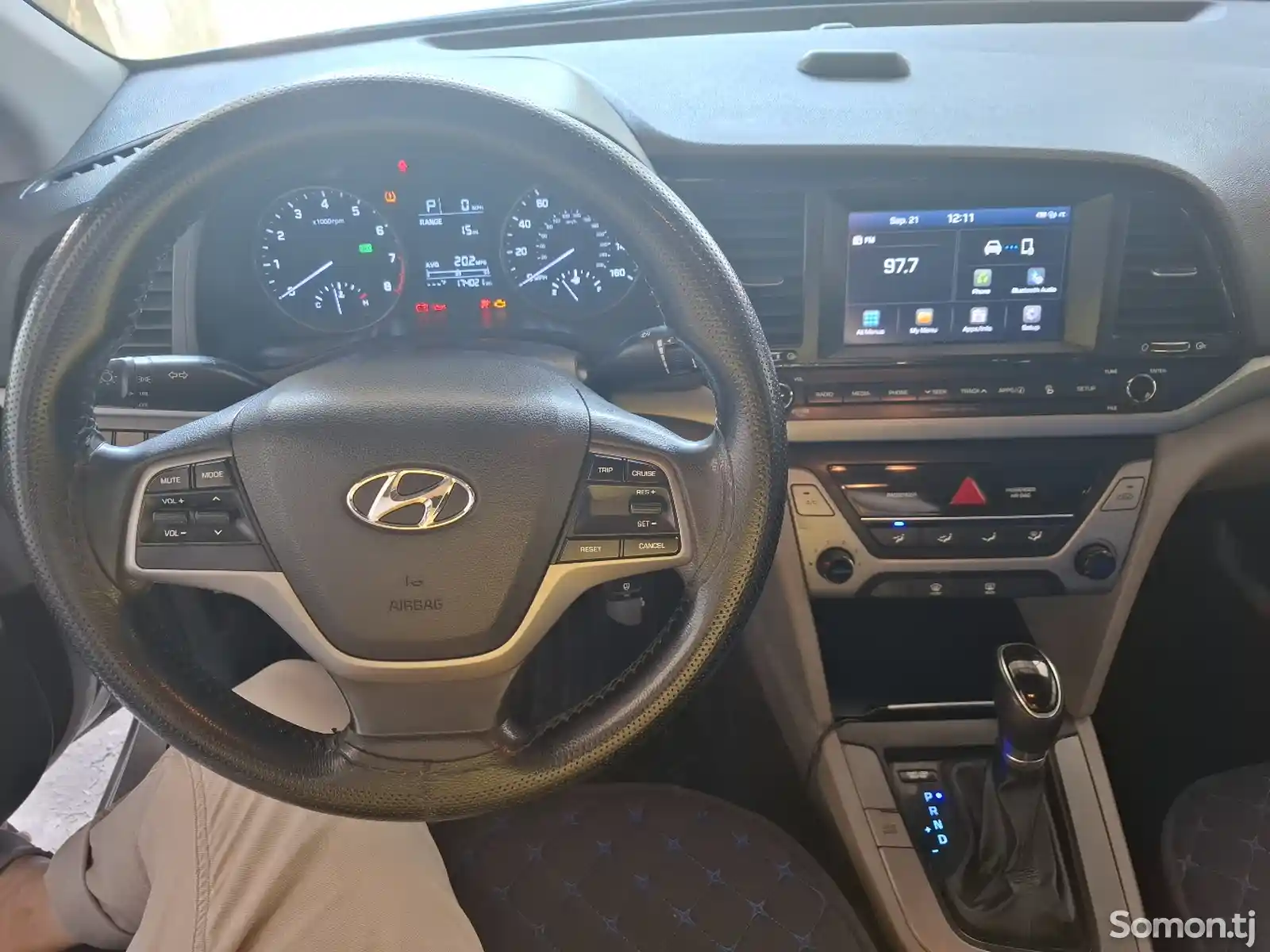 Hyundai Elantra, 2017-14