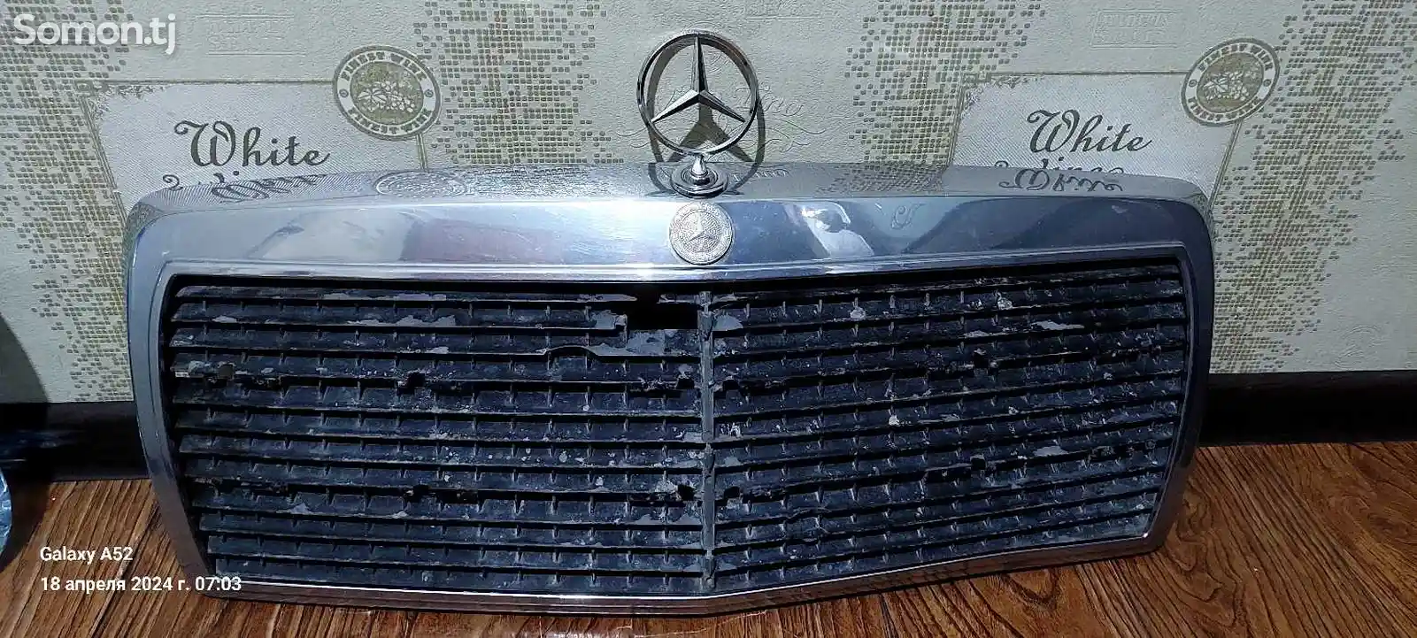 Решетка радиатора от Mercedes-Benz-1