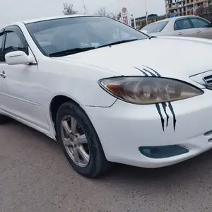 Toyota Camry, 2003