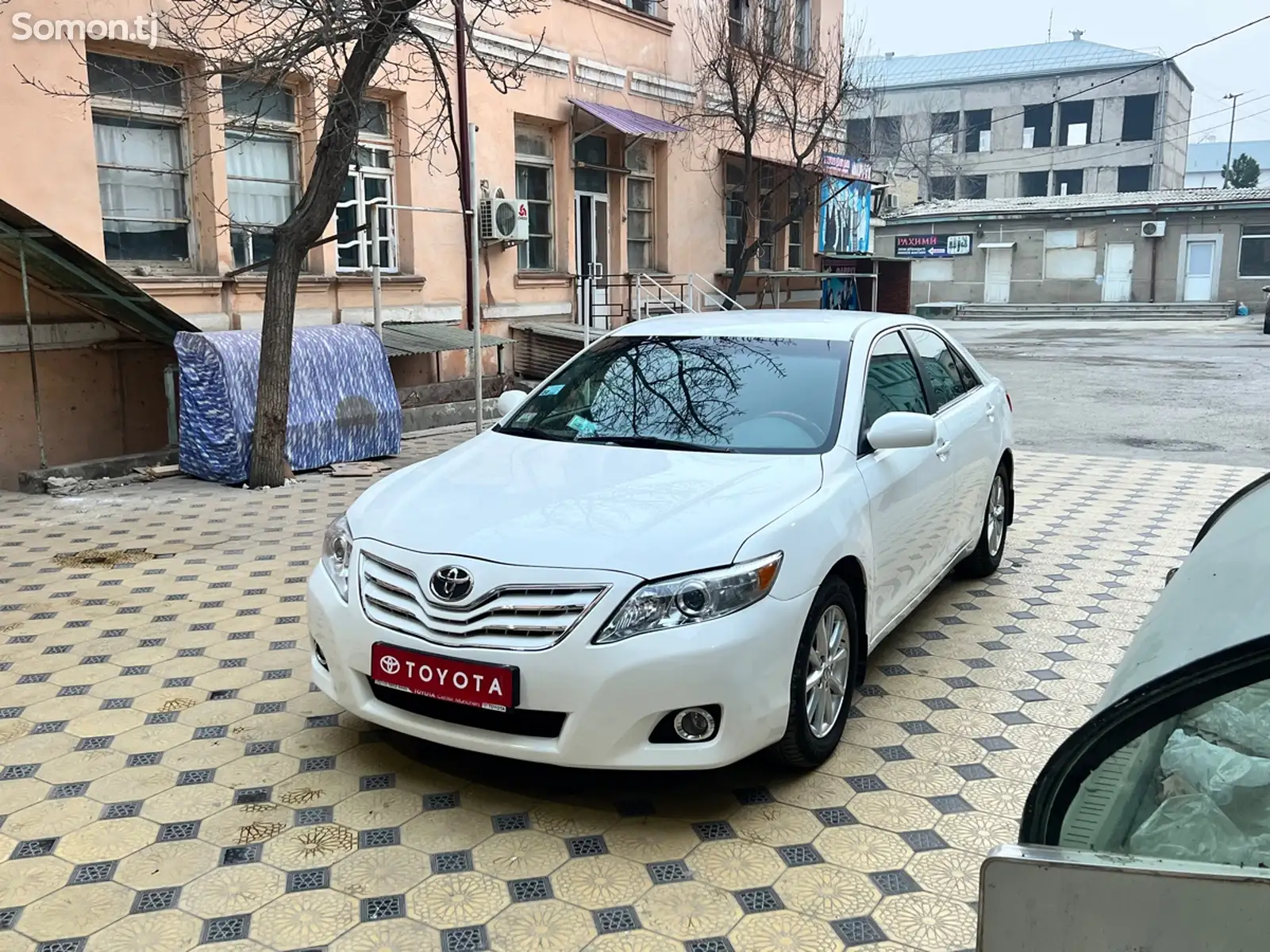 Toyota Camry, 2010-1