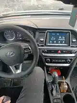 Hyundai Sonata, 2018-13