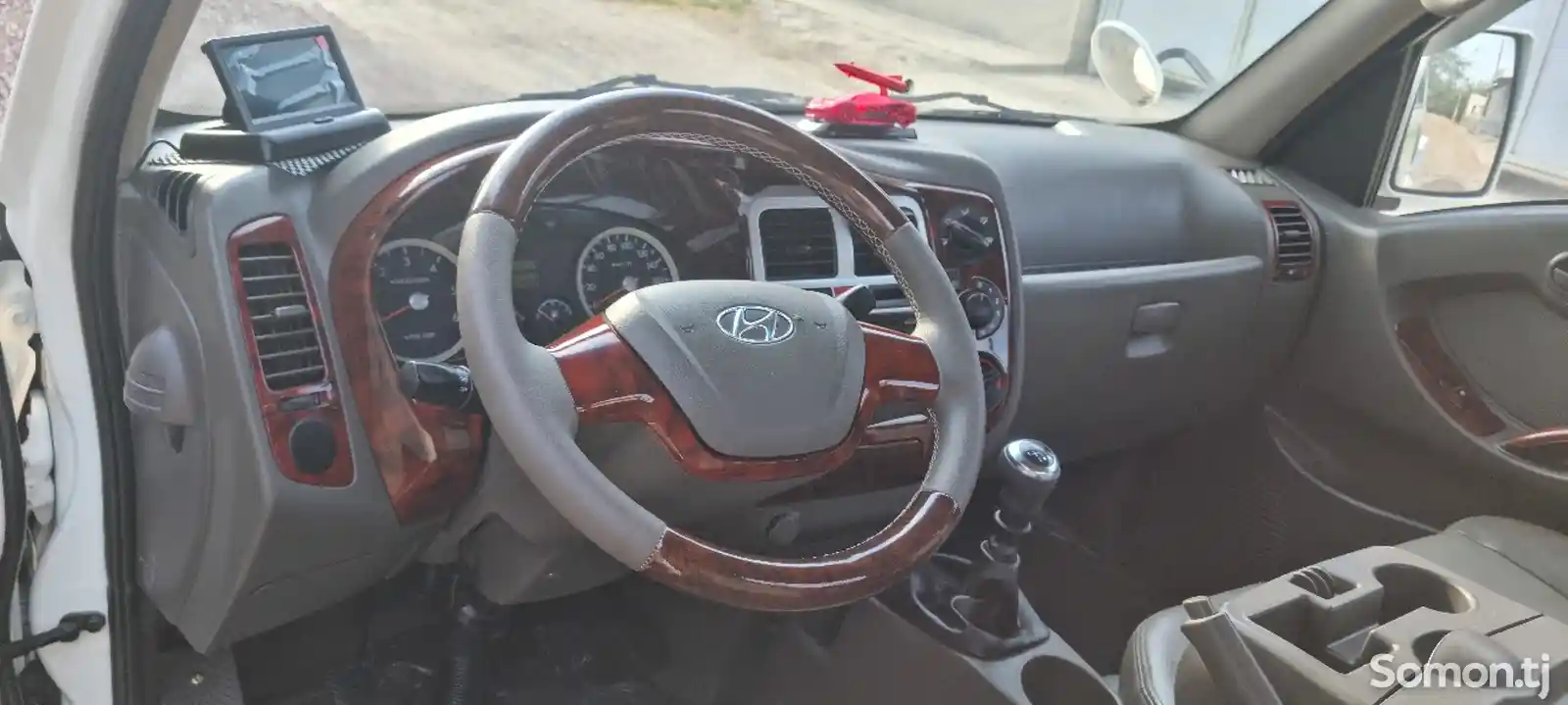 Бортовой автомобиль Hyundai Porter, 2015-5