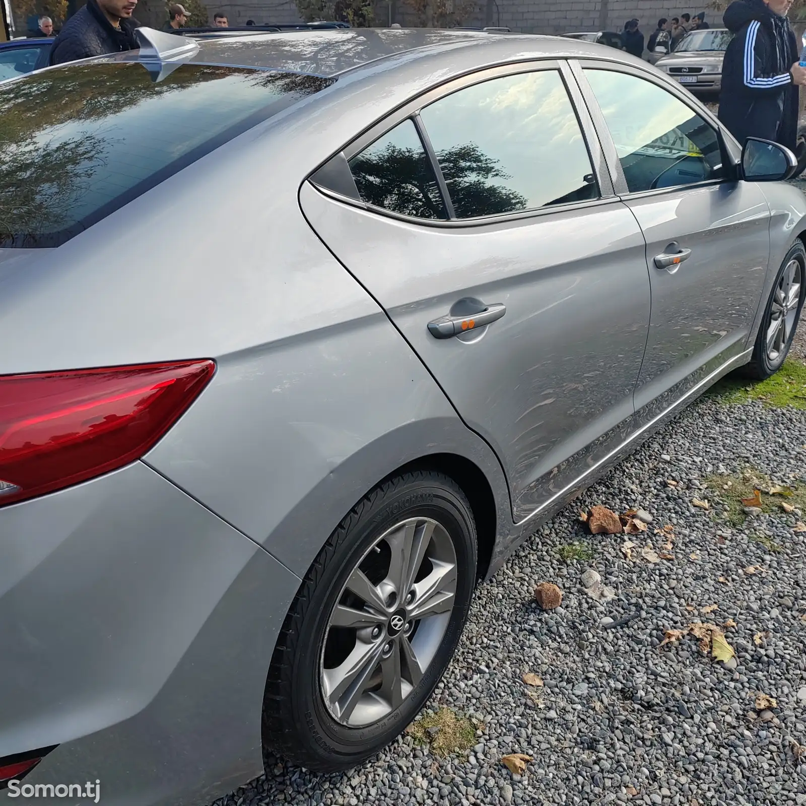 Hyundai Elantra, 2017-1