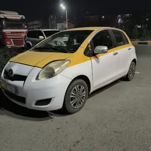 Toyota Vitz, 2010