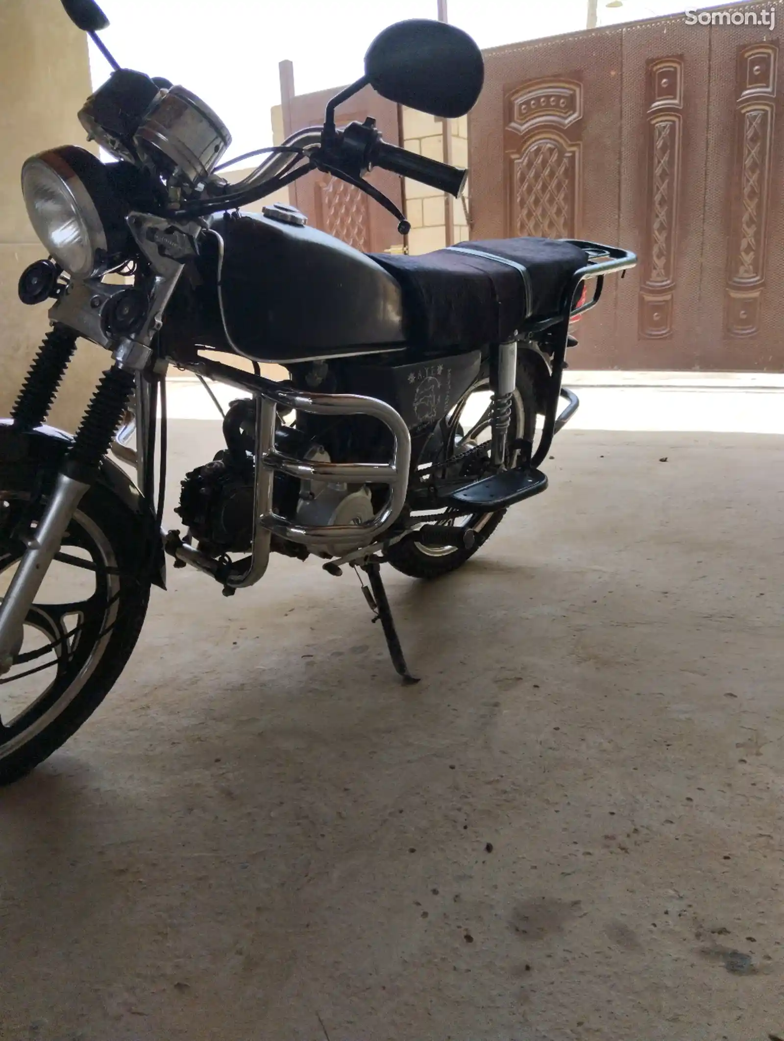 Мотоцикл Alpha-5