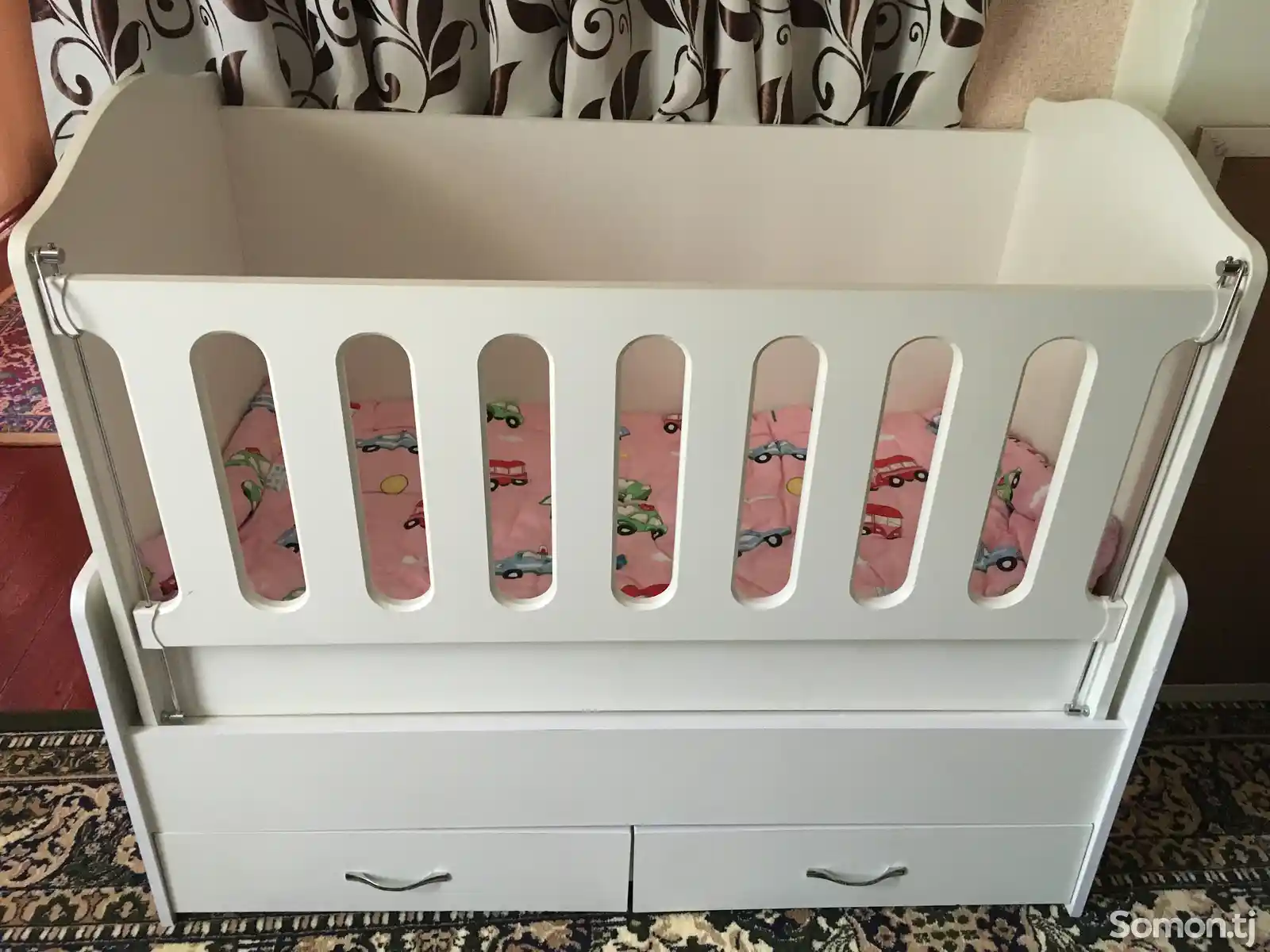 Детская кроватка с шкафчиками-1