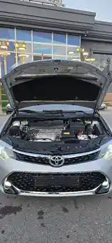 Toyota Camry, 2015-10