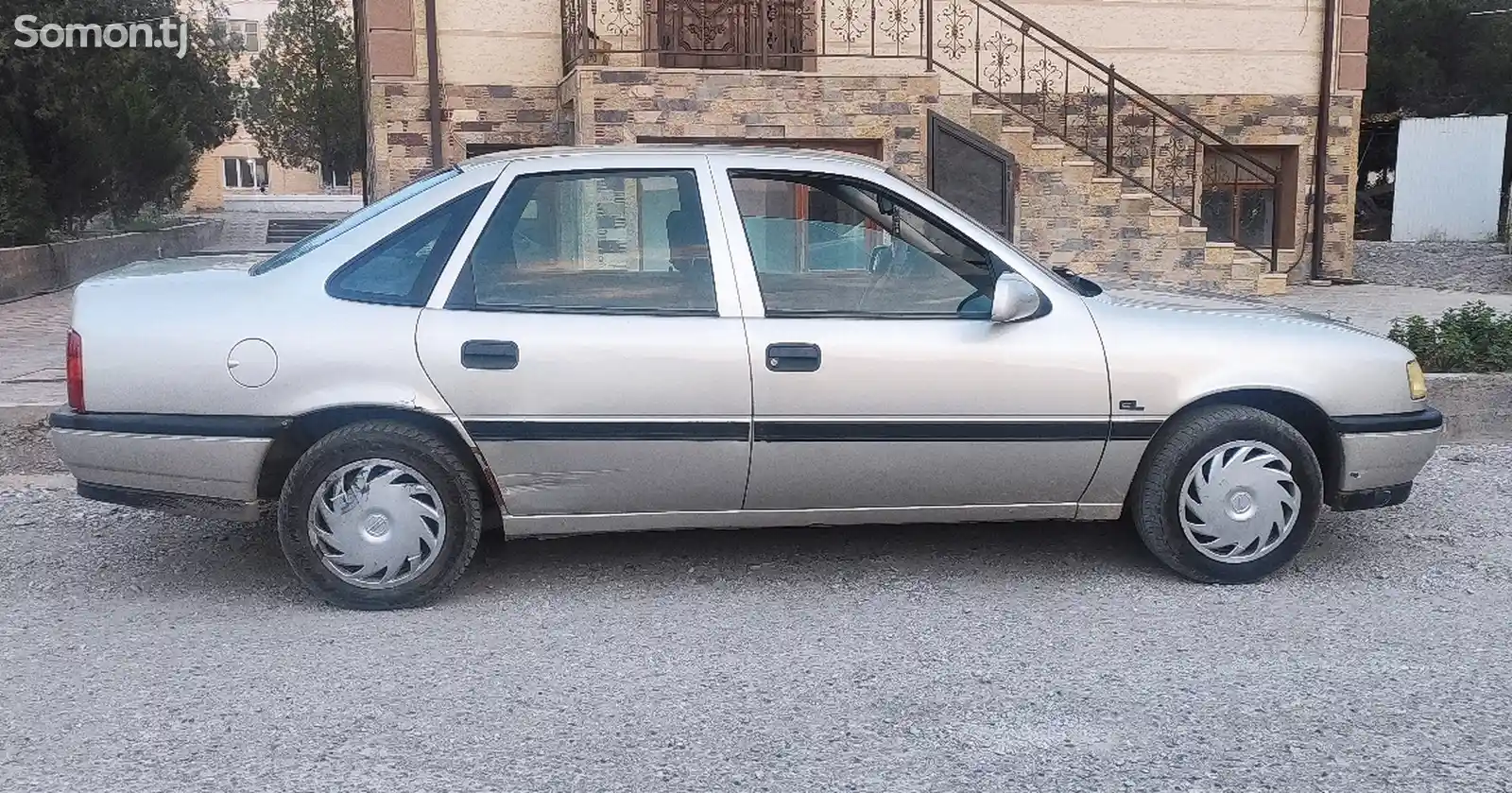 Opel Vectra A, 1993-2