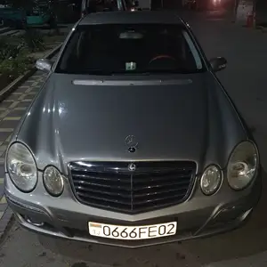 Mercedes-Benz E class, 2002