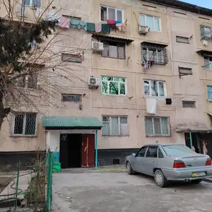 2-комн. квартира, 4 этаж, 60 м², 33 мкр