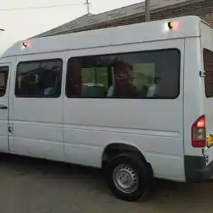 Боковое стекло Mercedes Benz Sprinter 1998