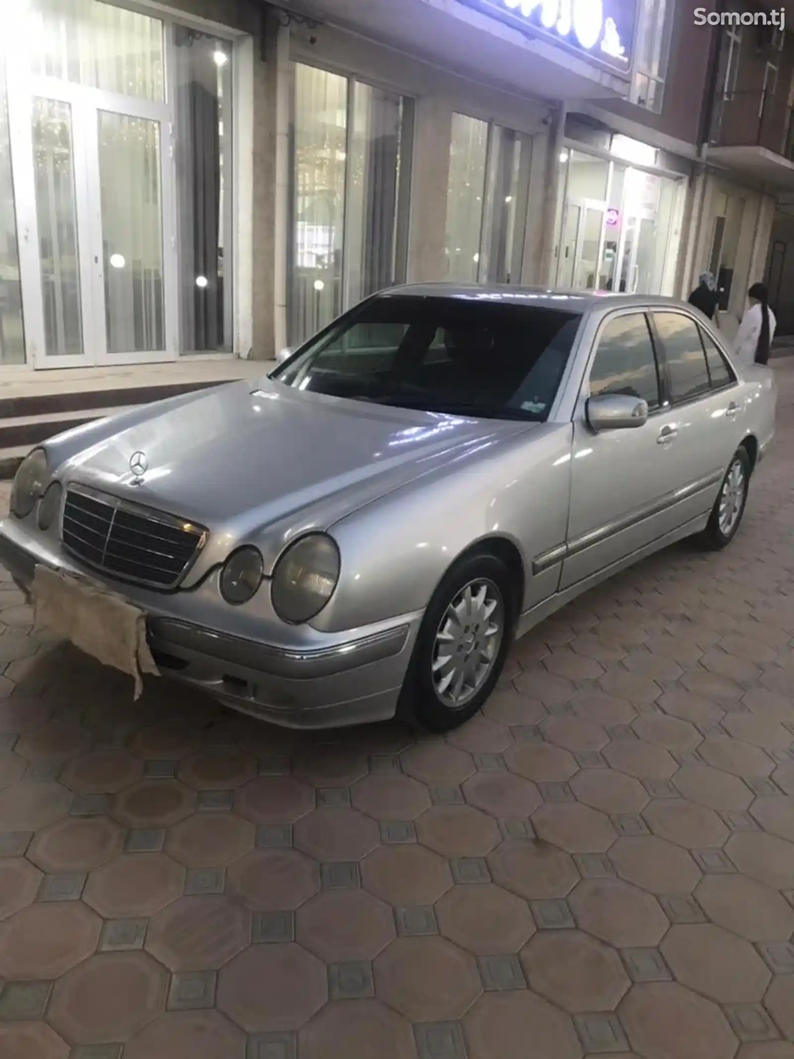 Mercedes-Benz E class, 1999-2