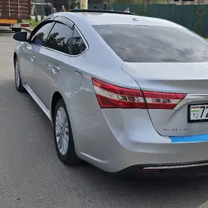 Toyota Avalon, 2013