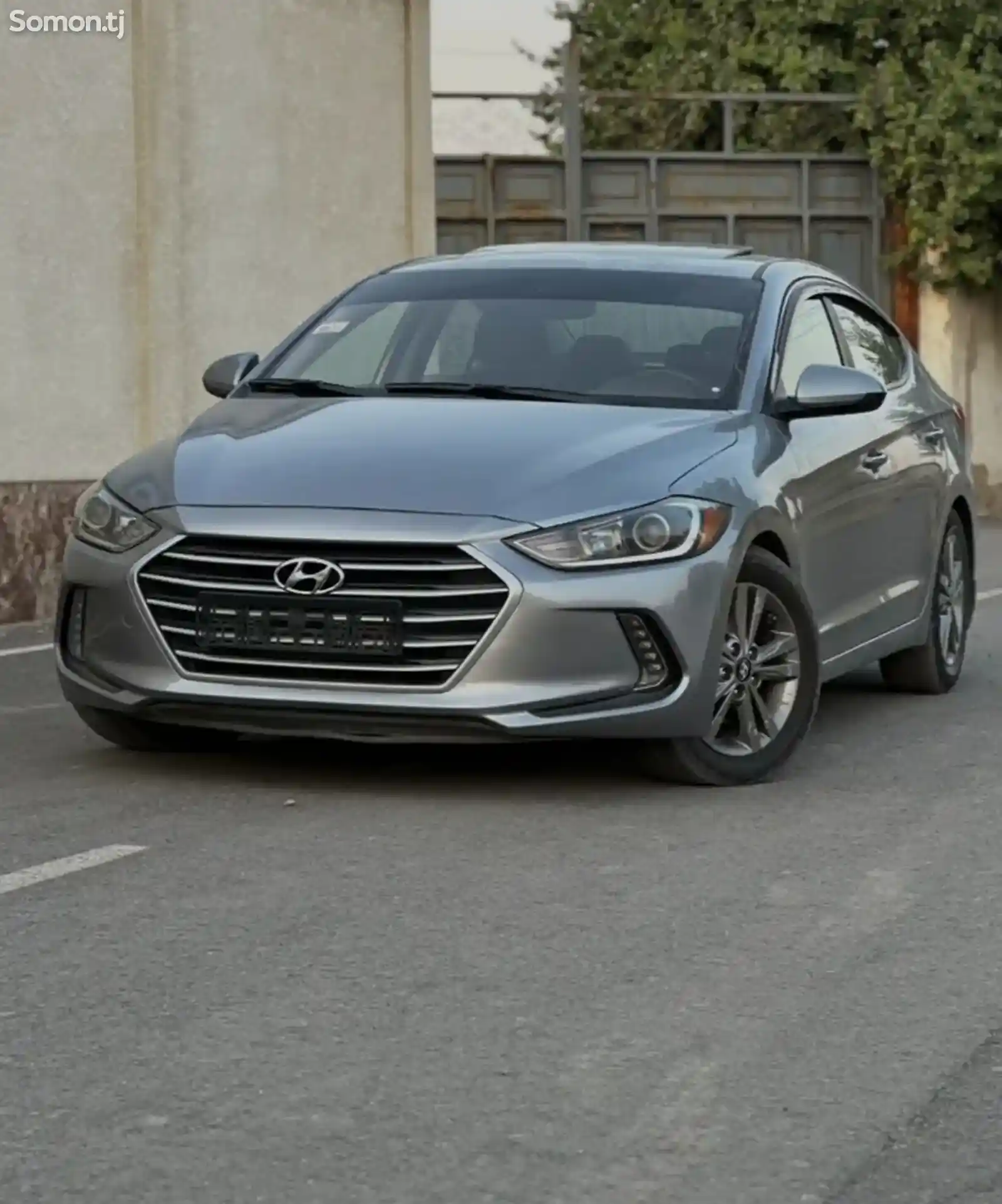 Hyundai Elantra, 2017-1