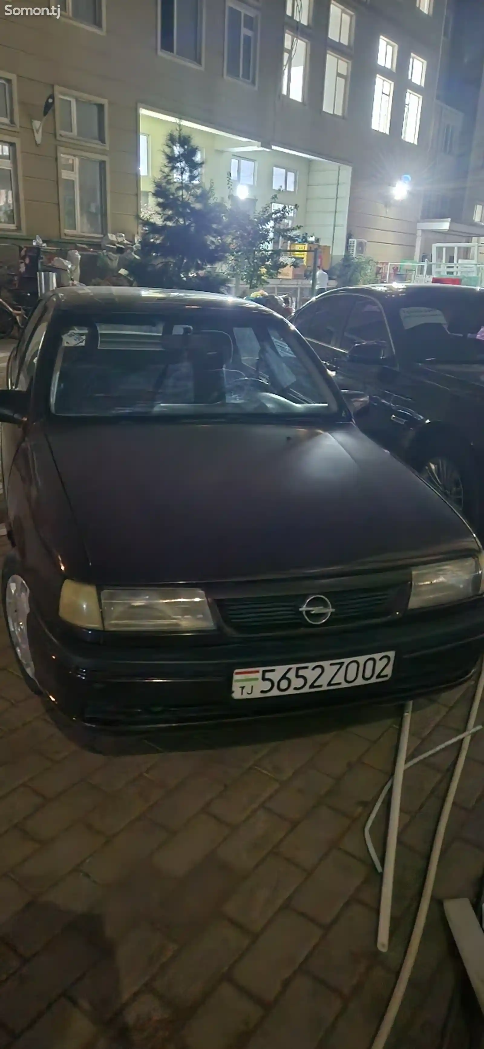 Opel Vectra A, 1993-1