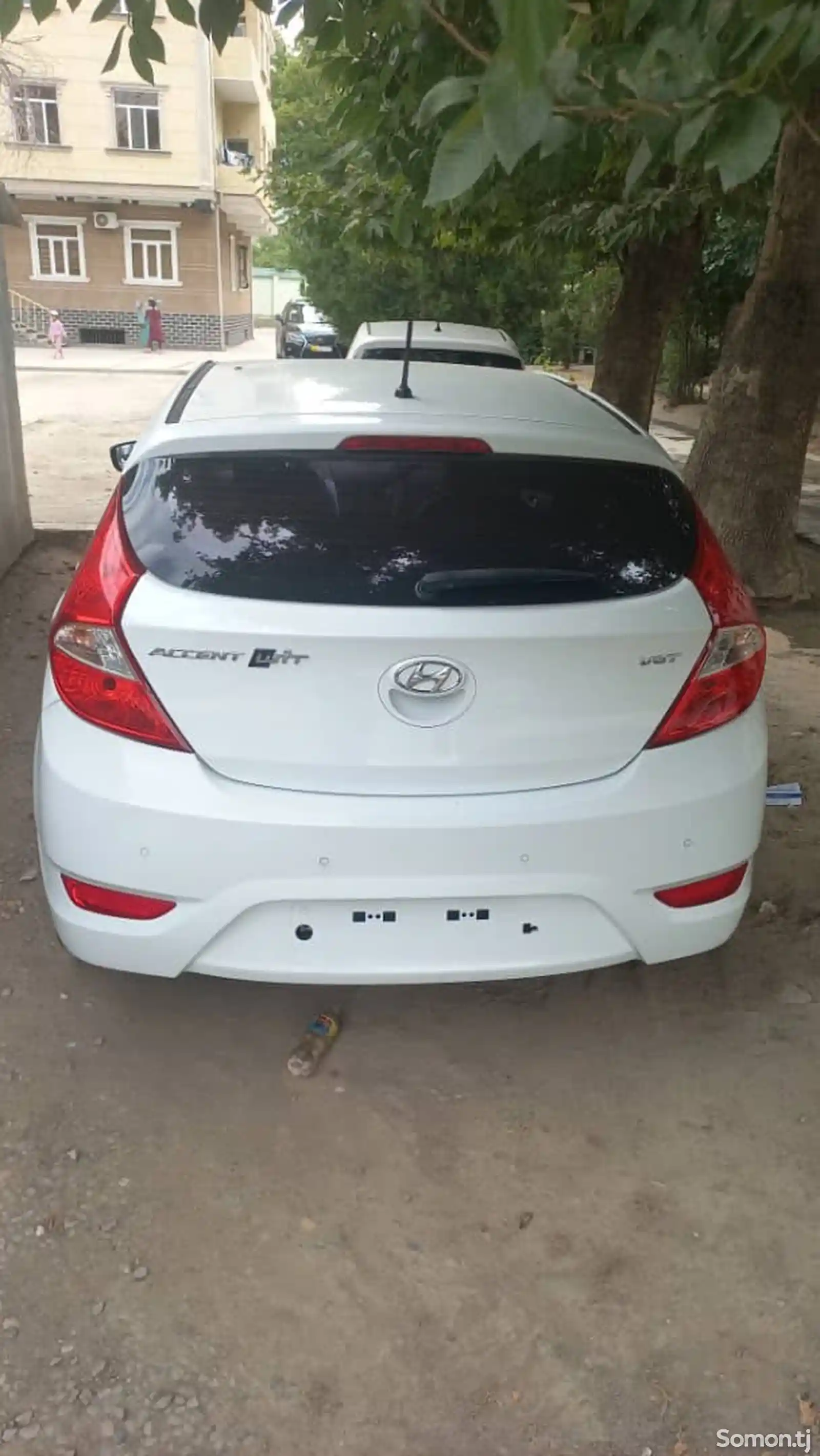 Hyundai Accent, 2014-1