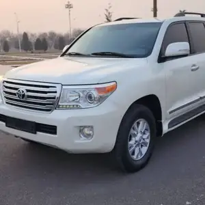 Toyota Land Cruiser, 2013