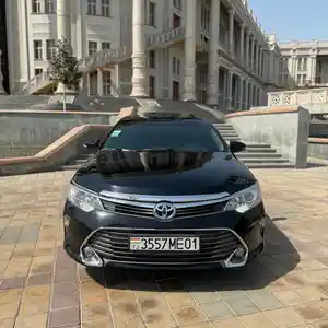 Toyota Camry, 2015