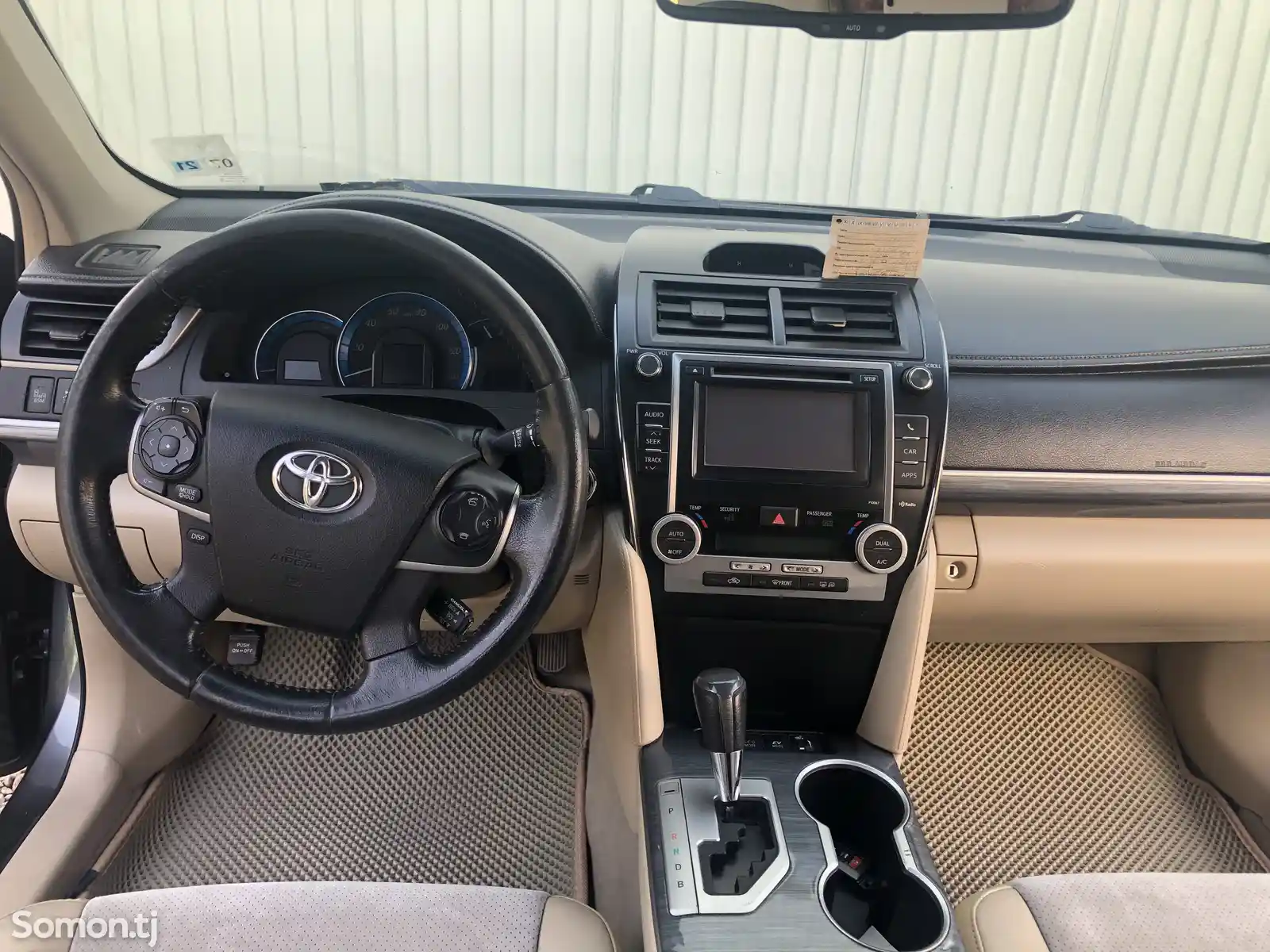 Toyota Camry, 2013-8