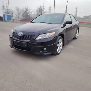 Toyota Camry, 2011