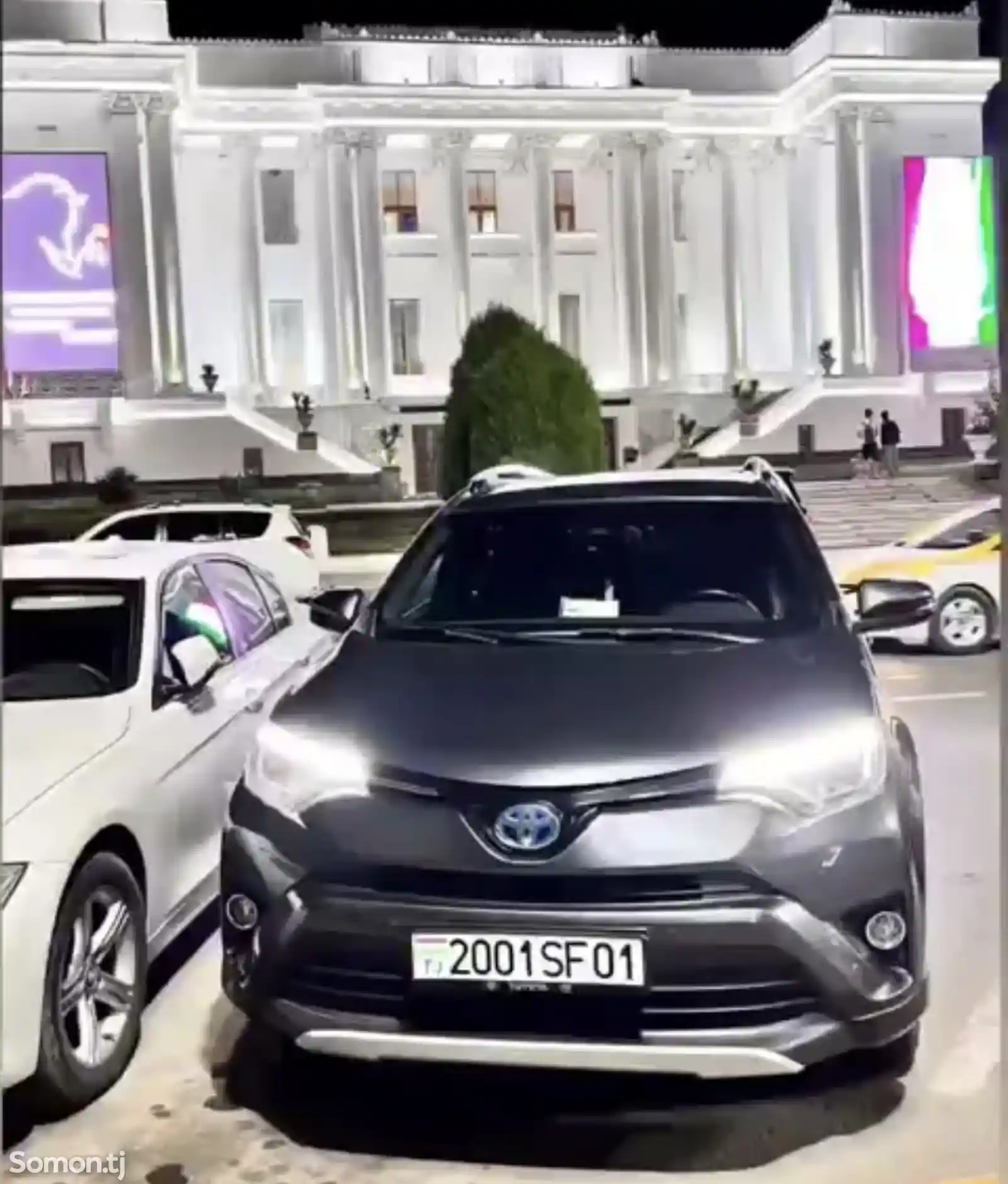 Toyota RAV 4, 2018-4