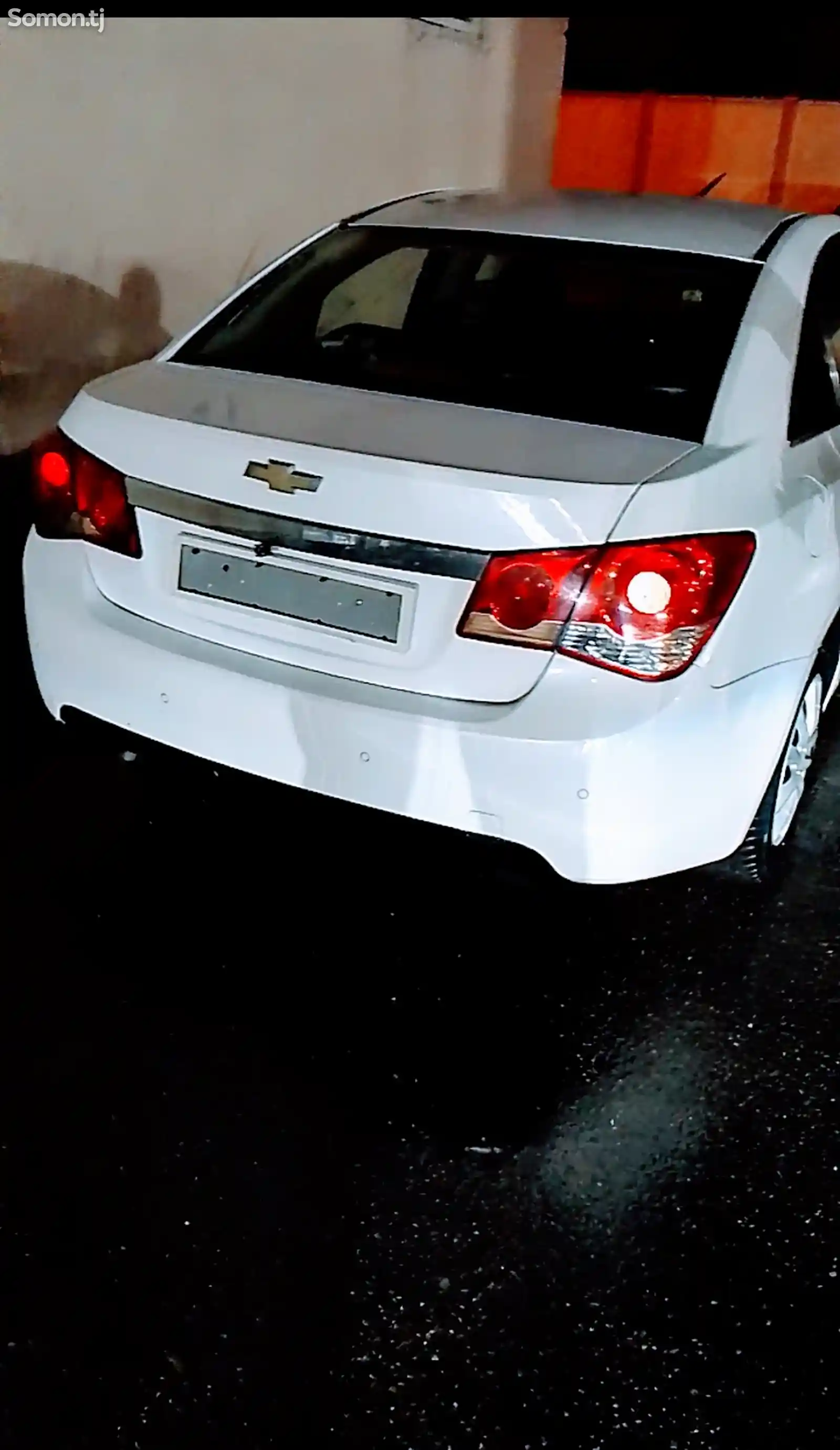 Chevrolet Cruze, 2010-3