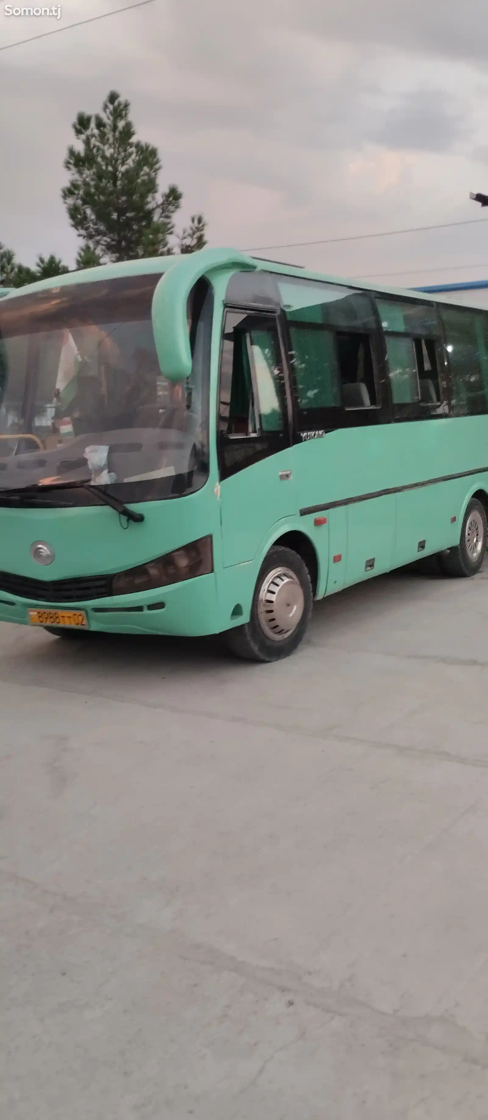 Автобус Yutong-1