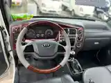 Бортовой автомобиль Kia Bongo 3, 2015-8