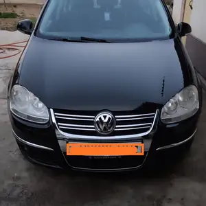 Volkswagen Jetta, 2008