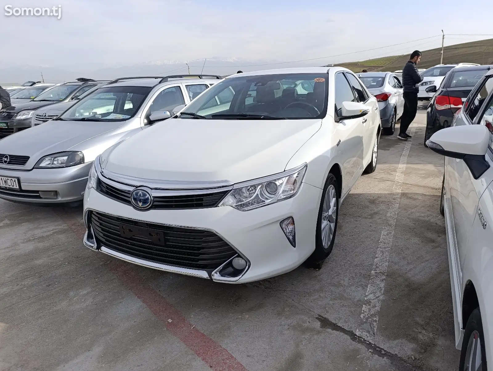 Toyota Camry, 2015-1