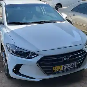 Hyundai Avante, 2015