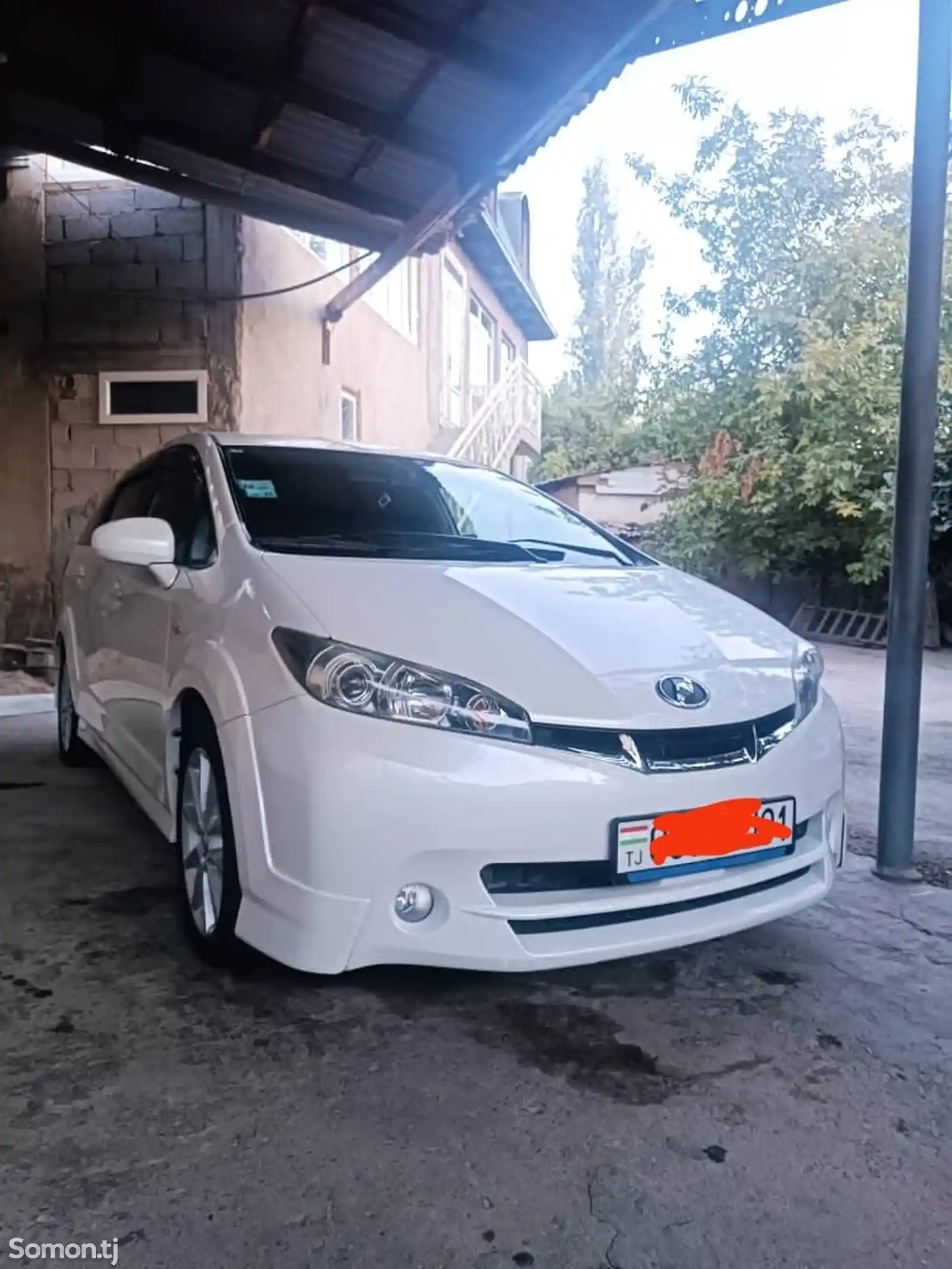 Toyota Wish, 2011-1