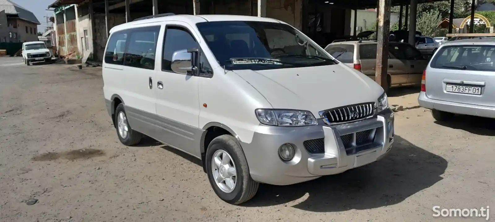 Микроавтобус Hyundai starex, 2000-6